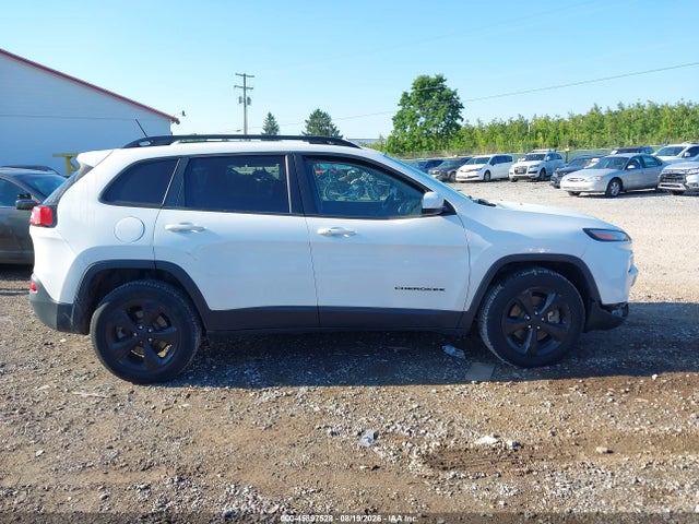 Продажа на аукционе авто 2015 Jeep Cherokee Latitude Altitude, vin: 1C4PJMCS0FW719870, номер лота: 45897528