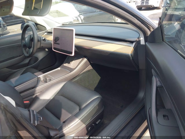 2021 Tesla Model 3 Standard Range Plus Rear-wheel Drive მანქანა იყიდება აუქციონზე, vin: 5YJ3E1EA4MF859380, აუქციონის ნომერი: 45897534