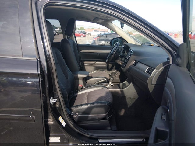 2015 Mitsubishi Outlander Se მანქანა იყიდება აუქციონზე, vin: JA4AD3A35FZ000495, აუქციონის ნომერი: 45897542
