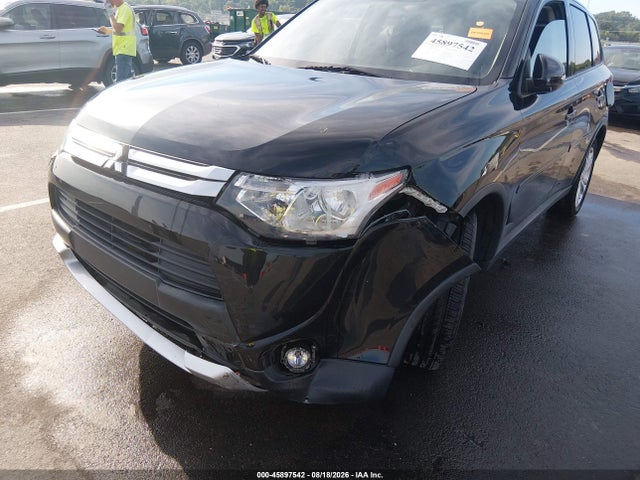 2015 Mitsubishi Outlander Se მანქანა იყიდება აუქციონზე, vin: JA4AD3A35FZ000495, აუქციონის ნომერი: 45897542
