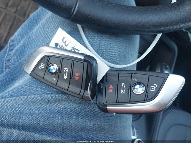 Продаж на аукціоні авто 2018 Bmw X1 Xdrive28i, vin: WBXHT3C33J5K25263, номер лоту: 45897574