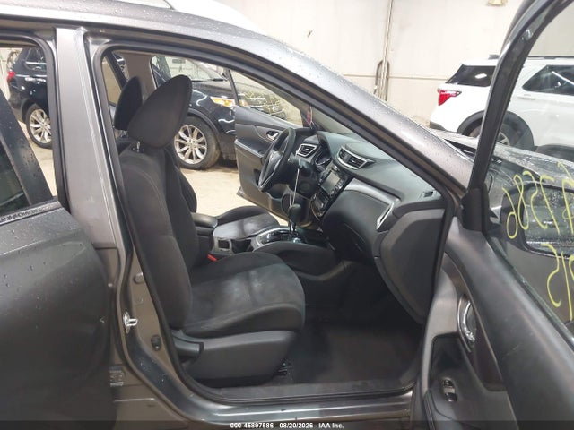 2015 Nissan Rogue Sv მანქანა იყიდება აუქციონზე, vin: KNMAT2MV5FP555118, აუქციონის ნომერი: 45897586