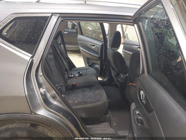 2015 Nissan Rogue Sv მანქანა იყიდება აუქციონზე, vin: KNMAT2MV5FP555118, აუქციონის ნომერი: 45897586