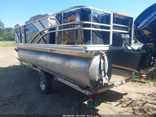 2020 Sylvan Pontoon მანქანა იყიდება აუქციონზე, vin: SYL71495A020, აუქციონის ნომერი: 45897598
