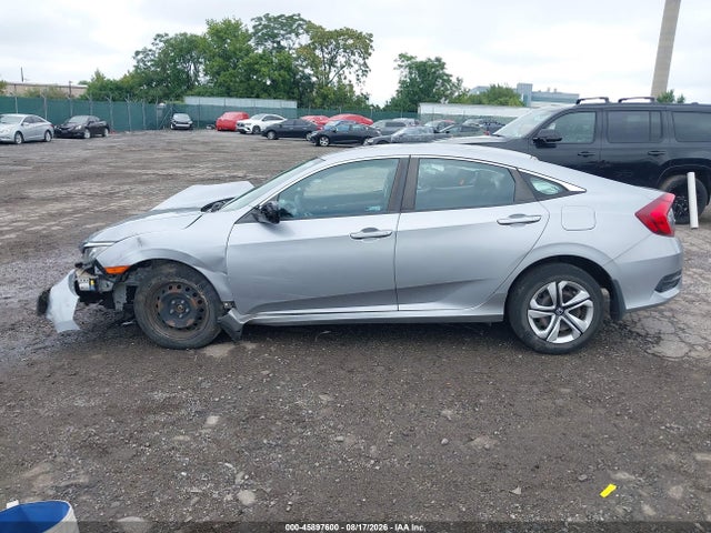 2HGFC2F57JH573329 Honda Civic Lx