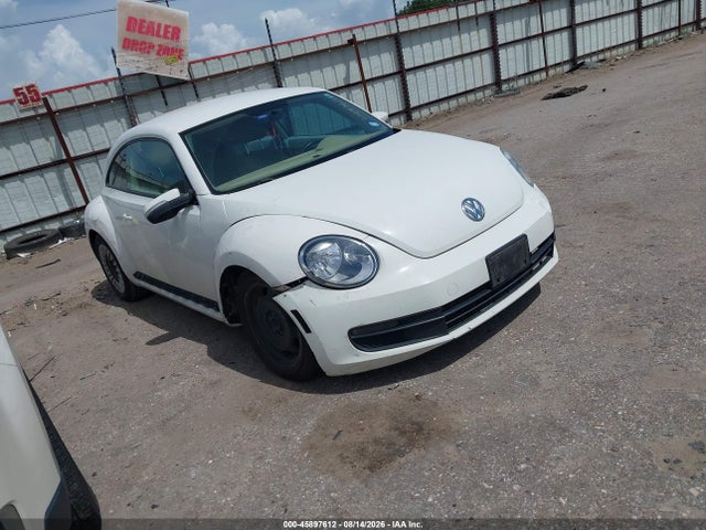 Продажа на аукционе авто 2013 Volkswagen Beetle 2.5l, vin: 3VWJX7AT0DM678121, номер лота: 45897612