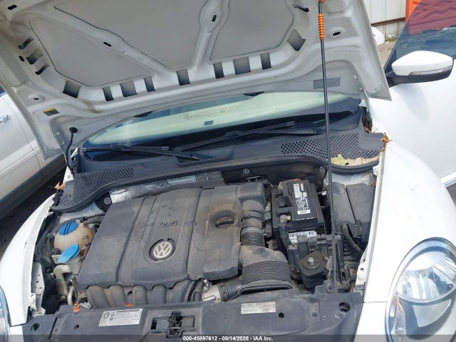 Продажа на аукционе авто 2013 Volkswagen Beetle 2.5l, vin: 3VWJX7AT0DM678121, номер лота: 45897612
