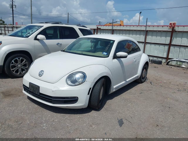 Продажа на аукционе авто 2013 Volkswagen Beetle 2.5l, vin: 3VWJX7AT0DM678121, номер лота: 45897612