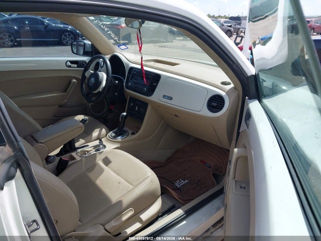 Продажа на аукционе авто 2013 Volkswagen Beetle 2.5l, vin: 3VWJX7AT0DM678121, номер лота: 45897612