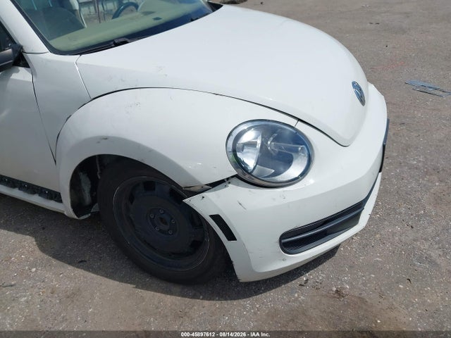 Продажа на аукционе авто 2013 Volkswagen Beetle 2.5l, vin: 3VWJX7AT0DM678121, номер лота: 45897612