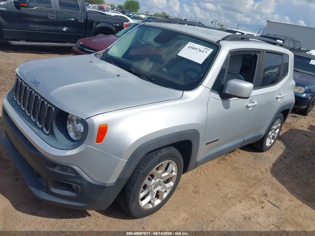 ZACCJABT7FPB87084 Jeep Renegade Latitude