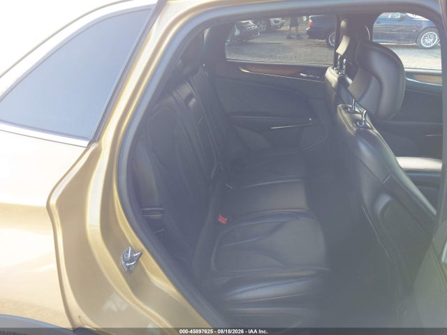 45897625 :رقم المزاد ، 5LMCJ2A99FUJ03480 vin ، 2015 Lincoln Mkc مزاد بيع