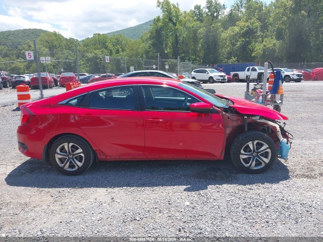 Продаж на аукціоні авто 2018 Honda Civic Lx, vin: 2HGFC2F57JH600982, номер лоту: 45897636