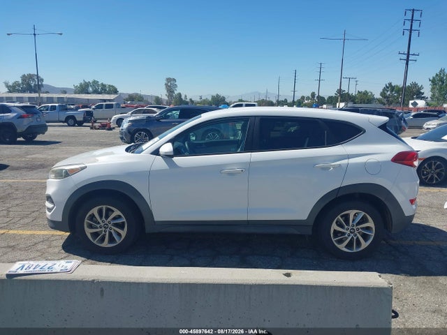 Hyundai TUCSON SE 2018 KM8J23A42JU710461 Image 14