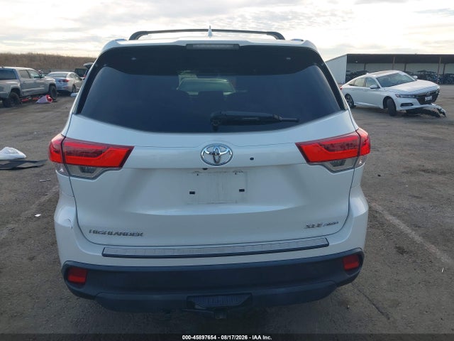 Toyota Highlander Xle 2019 5TDJZRFH7KS608657 Image 16