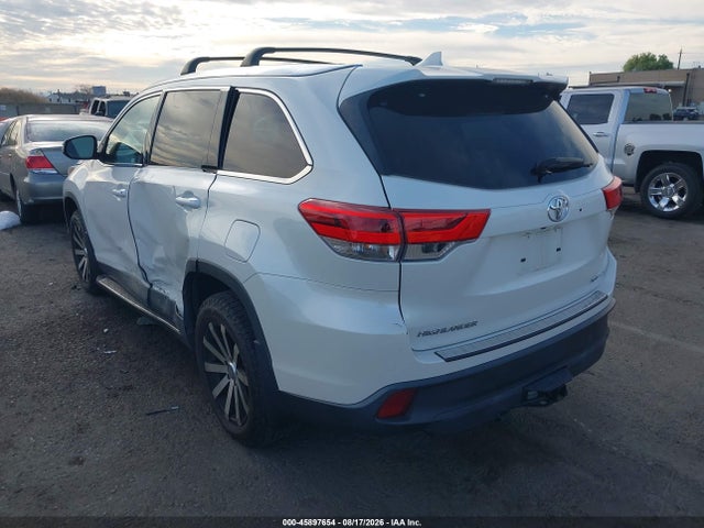 Toyota Highlander Xle 2019 5TDJZRFH7KS608657 Image 3