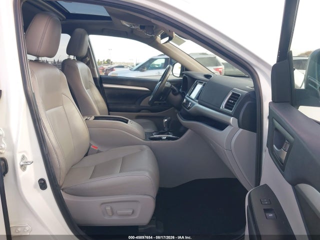 Toyota Highlander Xle 2019 5TDJZRFH7KS608657 Image 5