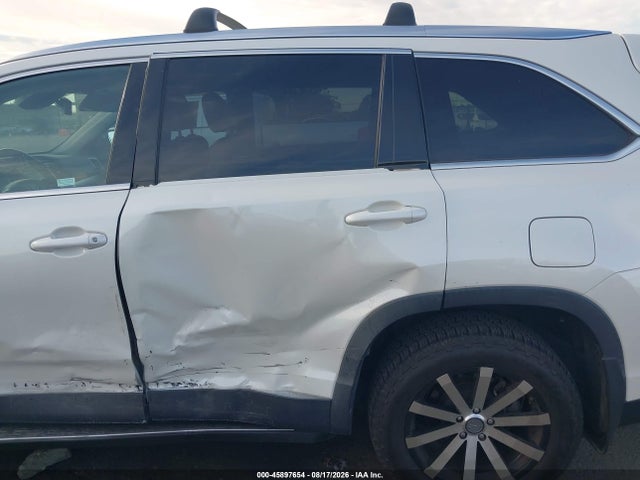 Toyota Highlander Xle 2019 5TDJZRFH7KS608657 Image 6