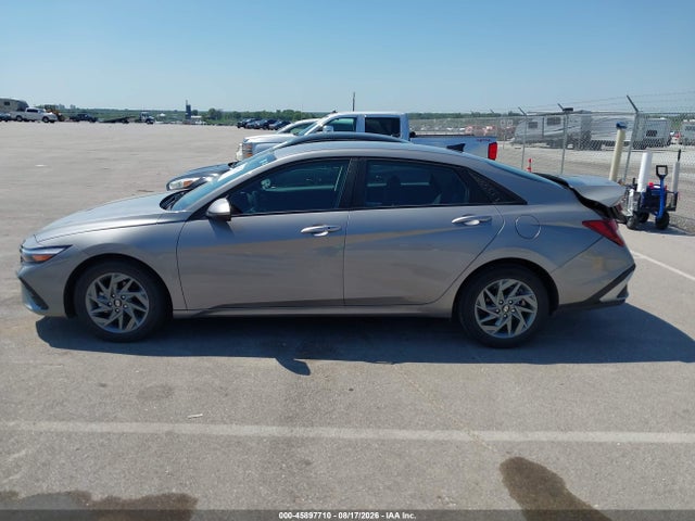 Продажа на аукционе авто 2024 Hyundai Elantra Sel, vin: KMHLM4DG0RU835727, номер лота: 45897710