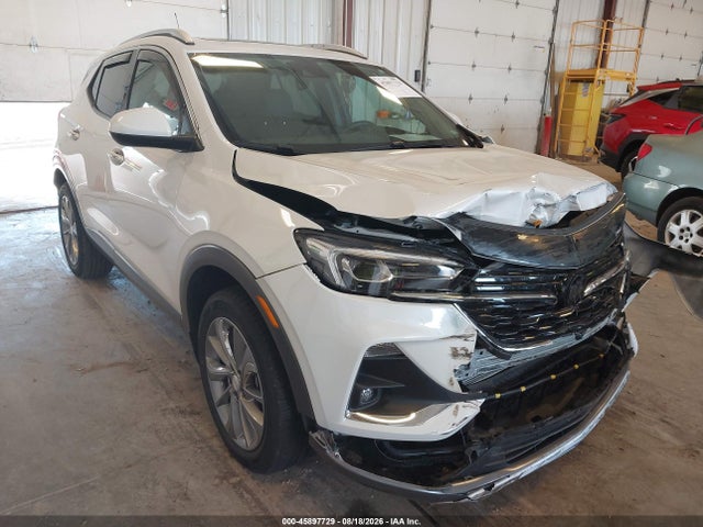 45897729 :رقم المزاد ، KL4MMGSLXPB084908 vin ، 2023 Buick Encore Gx Essence Awd مزاد بيع