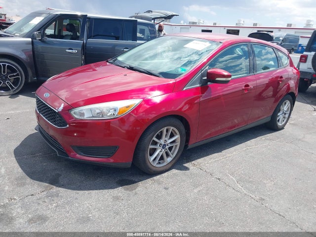 Ford FOCUS SE 2015 1FADP3K29FL378196 Image 2