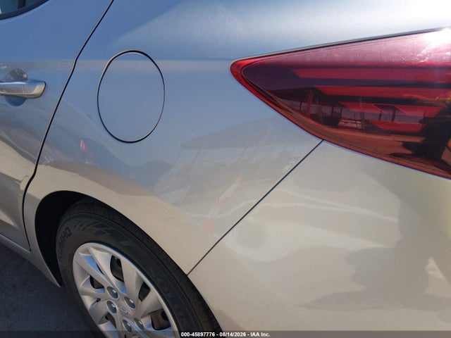Hyundai ELANTRA SE 2020 5NPD74LF6LH612389 Image 13