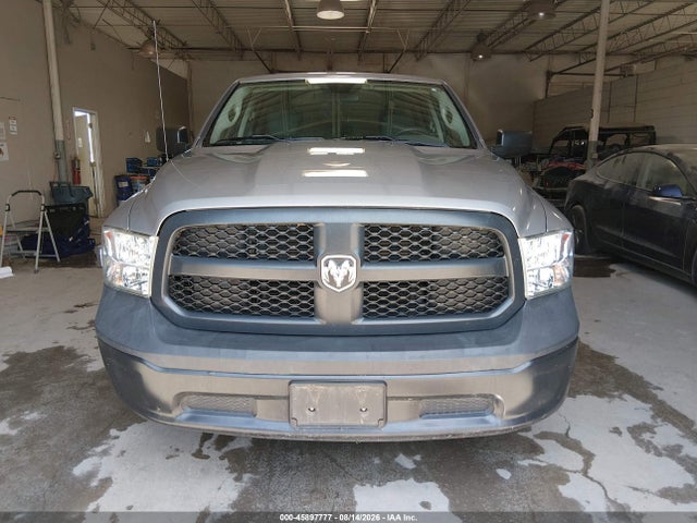 1C6RR6FG7KS643738 RAM 1500 Classic Tradesman 4x2 6&#039;4 Box
