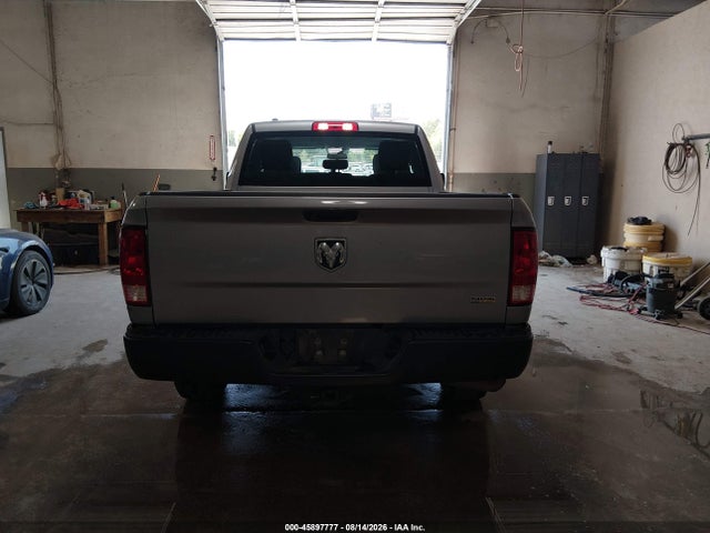 1C6RR6FG7KS643738 RAM 1500 Classic Tradesman 4x2 6&#039;4 Box
