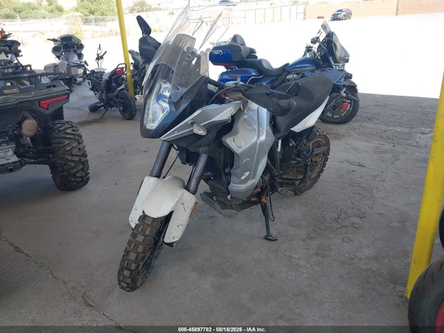 KTM 1290 Super Adventure 2015 VBKV59401FM932424 Image 2