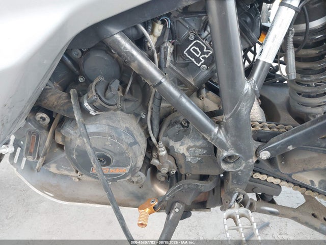 KTM 1290 Super Adventure 2015 VBKV59401FM932424 Image 9