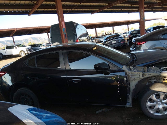 Mazda Mazda3 Sport 2018 3MZBN1U72JM167446 Image 14
