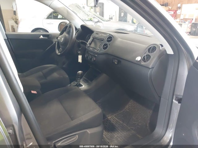 Продажа на аукционе авто 2015 Volkswagen Tiguan S, vin: WVGBV7AX2FW575121, номер лота: 45897809