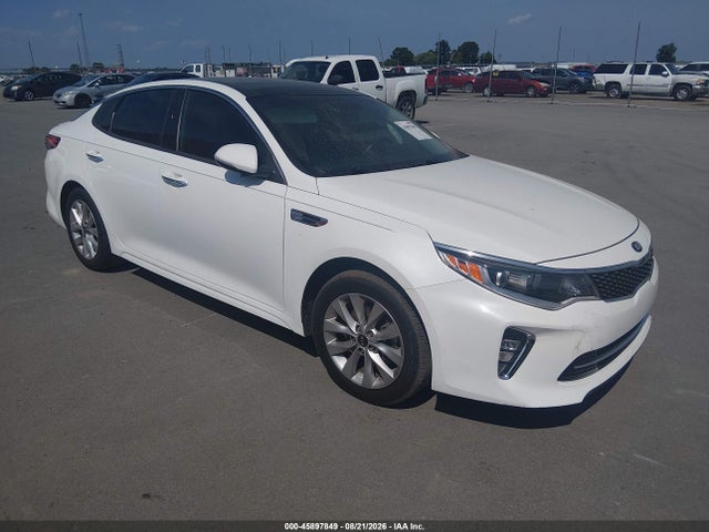 45897849 :رقم المزاد ، 5XXGT4L37JG240696 vin ، 2018 Kia Optima S مزاد بيع