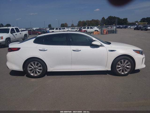 45897849 :رقم المزاد ، 5XXGT4L37JG240696 vin ، 2018 Kia Optima S مزاد بيع