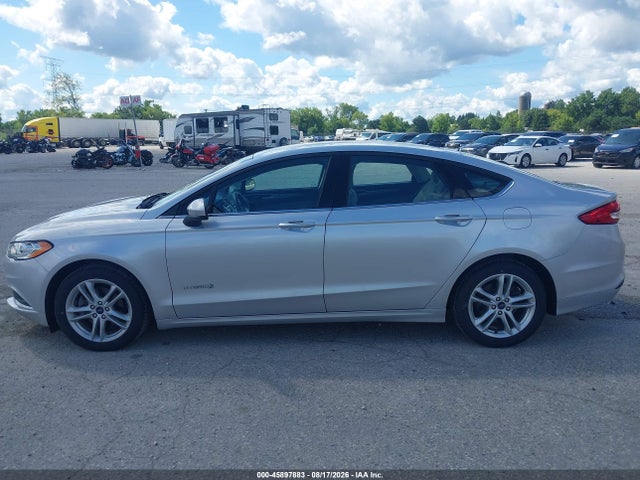 Продаж на аукціоні авто 2018 Ford Fusion Hybrid S, vin: 3FA6P0UUXJR281945, номер лоту: 45897883
