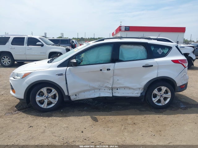 45897902 :رقم المزاد ، 1FMCU0F77EUE57101 vin ، 2014 Ford Escape S مزاد بيع