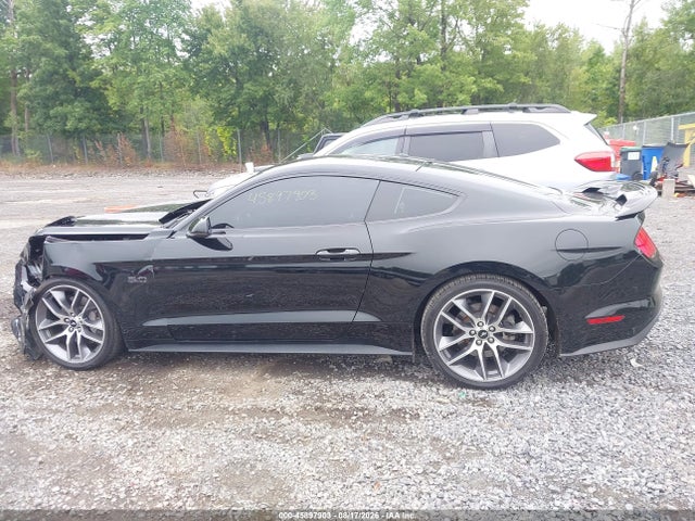 Продажа на аукционе авто 2017 Ford Mustang Gt Premium, vin: 1FA6P8CF8H5345544, номер лота: 45897903