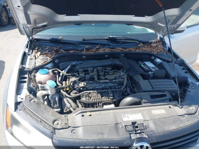2014 Volkswagen Jetta 1.8t Se მანქანა იყიდება აუქციონზე, vin: 3VWD17AJXEM243735, აუქციონის ნომერი: 45897927