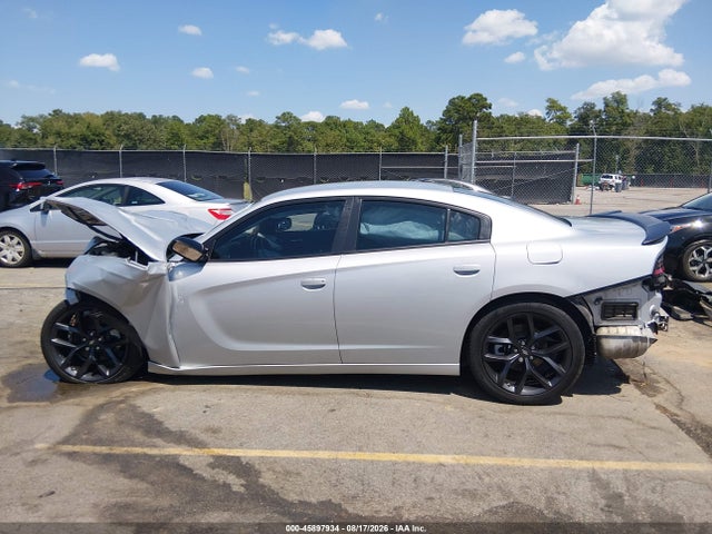 45897934 :رقم المزاد ، 2C3CDXBG6NH243422 vin ، 2022 Dodge Charger Sxt Rwd مزاد بيع