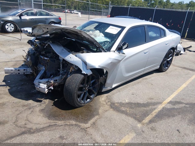 45897934 :رقم المزاد ، 2C3CDXBG6NH243422 vin ، 2022 Dodge Charger Sxt Rwd مزاد بيع