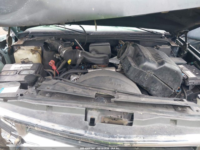 Продажа на аукционе авто 1997 Chevrolet Suburban 1500, vin: 1GNFK16R8VJ373568, номер лота: 45897967