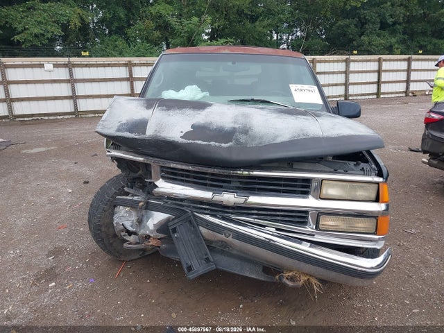 Продажа на аукционе авто 1997 Chevrolet Suburban 1500, vin: 1GNFK16R8VJ373568, номер лота: 45897967