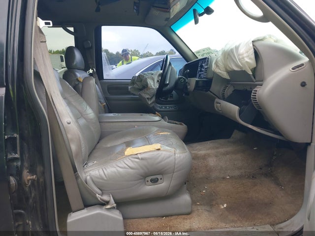 Продажа на аукционе авто 1997 Chevrolet Suburban 1500, vin: 1GNFK16R8VJ373568, номер лота: 45897967