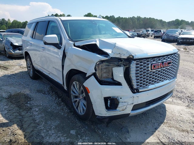 45897989 :رقم المزاد ، 1GKS2DKL4NR125382 vin ، 2022 Gmc Yukon 4wd Denali مزاد بيع