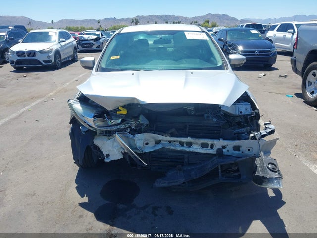 Ford FOCUS SE 2016 1FADP3F23GL250631 Image 13