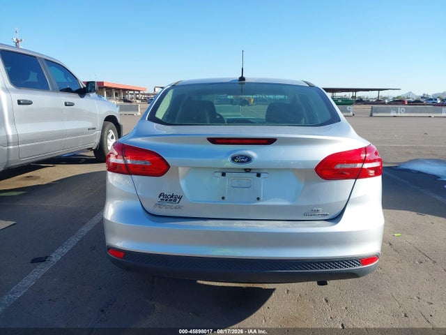 Ford FOCUS SE 2016 1FADP3F23GL250631 Image 17