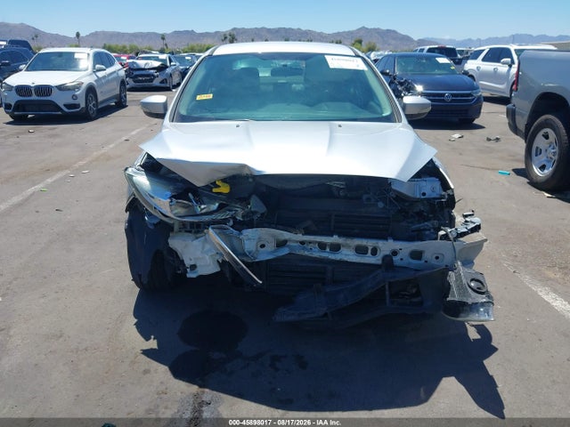 Ford FOCUS SE 2016 1FADP3F23GL250631 Image 6