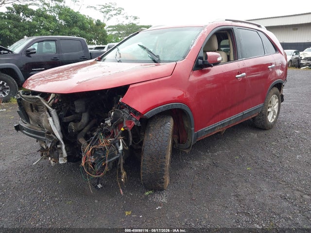 KIA SORENTO LX 2015 5XYKT4A69FG655951 Image 2
