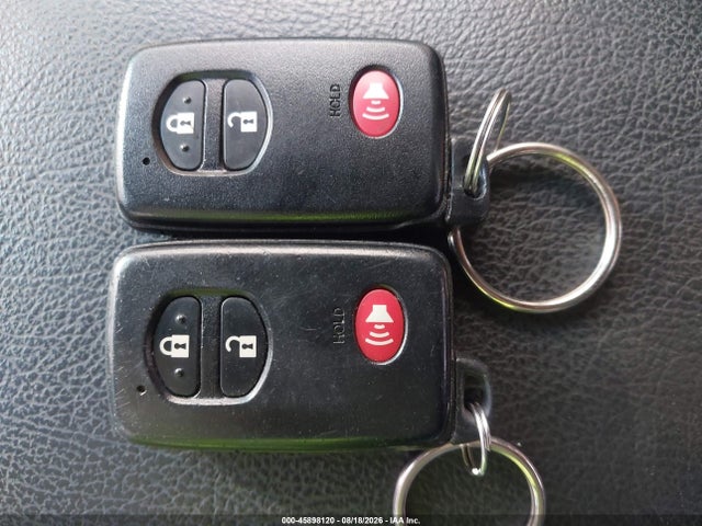 2013 Toyota Prius Three მანქანა იყიდება აუქციონზე, vin: JTDKN3DU7D0342706, აუქციონის ნომერი: 45898120