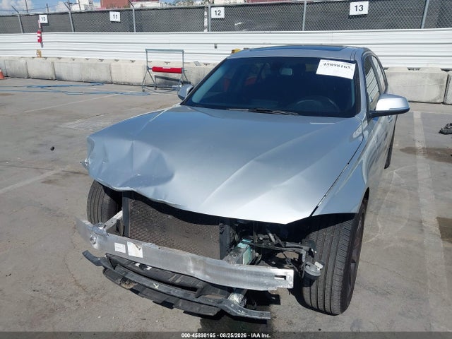 Продаж на аукціоні авто 2017 Bmw 320i Xdrive, vin: WBA8E5G50HNU41576, номер лоту: 45898165